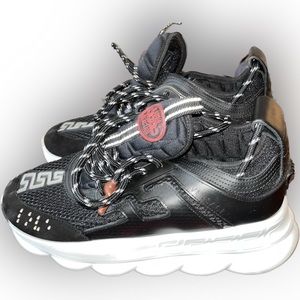 Versace sneakers size 40 Italy size 7 US.